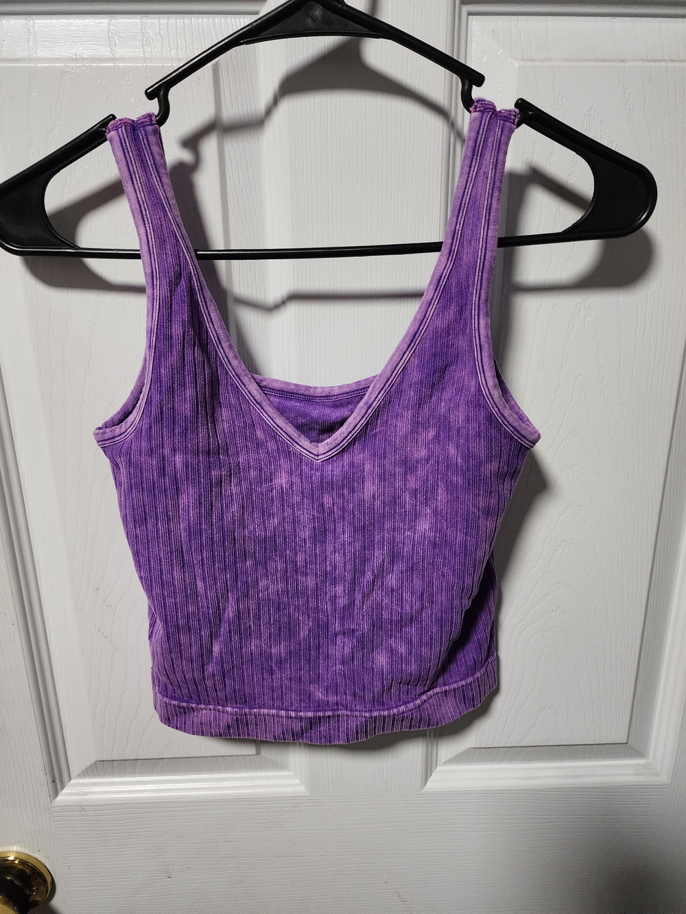Zenana Outfitters Purple Ribbed V-Neck Crop Tank